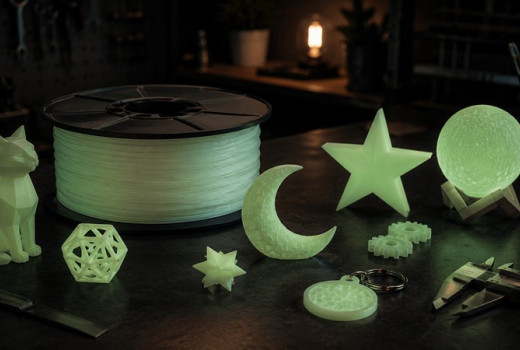 Glow in the dark filament bemutatása: sötétben világító 3D nyomtatási anyag